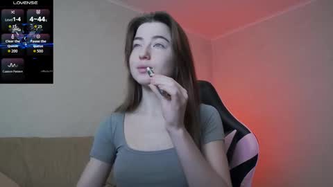 Snapshot of luxuryalma18 chatting on November 24, 7:08 am Alma online show from November 24, 7:08 am