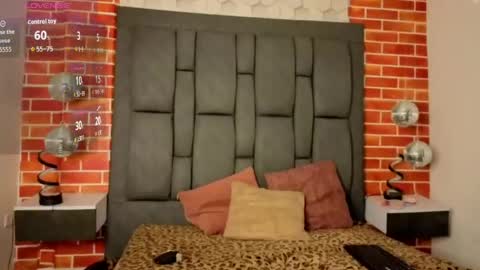 luxuryheavenn online show from April 4, 7:33 pm