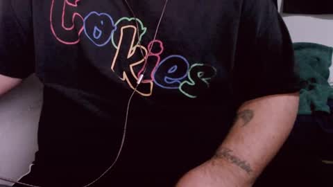 Snapshot of lvcifer_ chatting on December 2, 10:18 am ayoo online show from December 2, 10:18 am