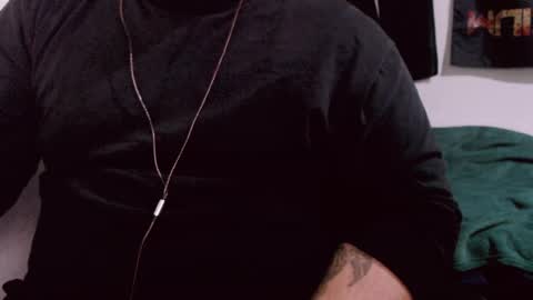 Snapshot of lvcifer_ chatting on December 3, 8:27 am ayoo online show from December 3, 8:27 am