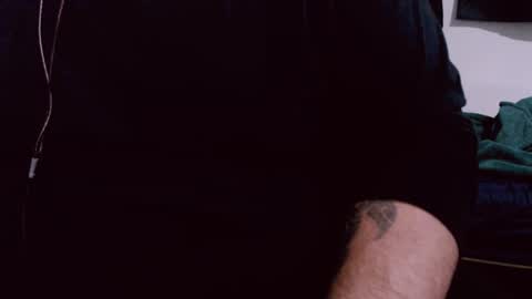 Snapshot of lvcifer_ chatting on December 4, 2:42 am ayoo online show from December 4, 2:42 am