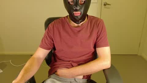 lxgxnd99 online show from April 10, 1:38 pm