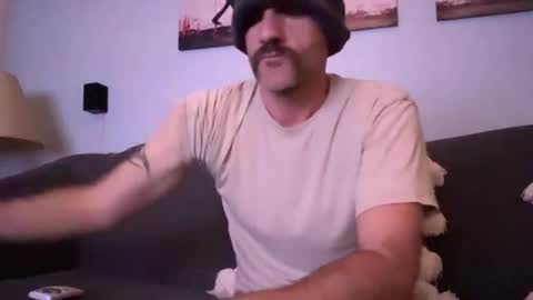 lxplaya81 online show from October 9, 2:31 am