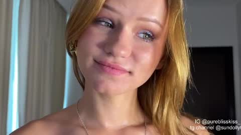 lxsundolyxl_ online show from April 9, 6:19 am