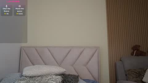 Snapshot of lya_aron_couple chatting on July 9, 3:05 pm lya_aron_couple online show from July 9, 3:05 pm