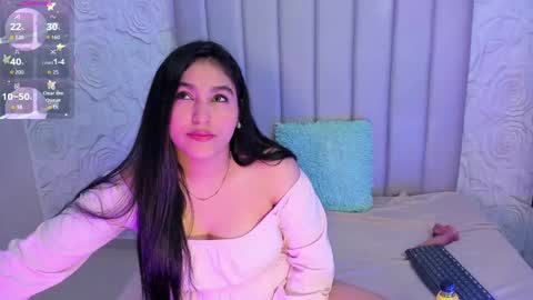 LYA DUBOIS  online show from April 20, 8:21 pm