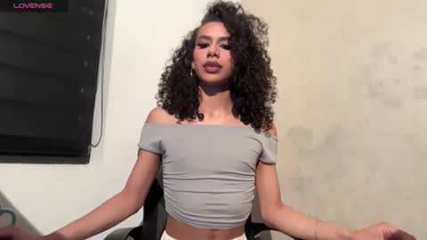 LYA online show from November 16, 10:59 pm