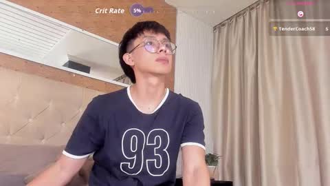 Lyan online show from December 5, 8:27 pm