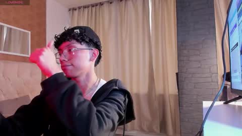 Lyan online show from March 9, 4:55 pm