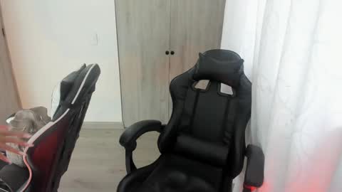 Lyanna online show from November 14, 12:15 pm