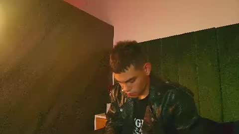 TELL ME LYCAN online show from June 25, 1:49 am