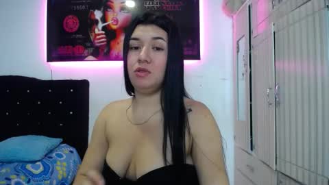 Snapshot of lyda20 chatting on October 6, 3:37 am lyda   online show from October 6, 3:37 am