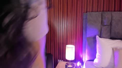 Snapshot of lyhana_lee chatting on October 28, 1:03 pm Lyhana Lee online show from October 28, 1:03 pm