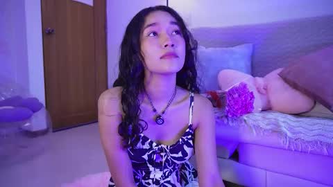 Snapshot of lyhana_lee chatting on November 6, 3:24 pm Lyhana Lee online show from November 6, 3:24 pm