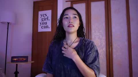 Snapshot of lyhana_lee chatting on November 20, 2:06 pm Lyhana Lee online show from November 20, 2:06 pm