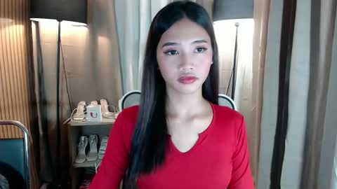 Snapshot of lykaloops chatting on April 29, 10:30 am LYKA LOOPS online show from April 29, 10:30 am