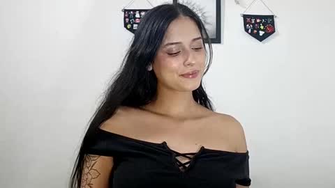 lyla online show from February 27, 2:32 am