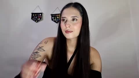 lyla online show from July 13, 3:20 am