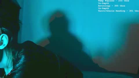 LylacDoll online show from February 4, 1:44 am