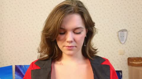 Snapshot of lyle_art chatting on December 4, 3:37 am hi im Lyle online show from December 4, 3:37 am