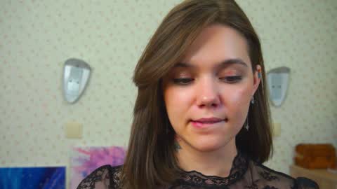 Snapshot of lyle_art chatting on December 5, 9:28 am hi im Lyle online show from December 5, 9:28 am