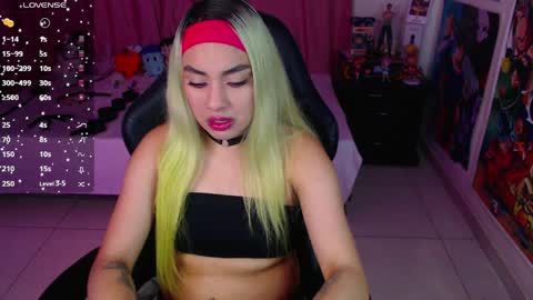 lyli3_4 online show from April 1, 6:58 am