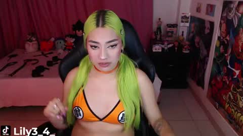 lyli3_4 online show from August 5, 6:49 am