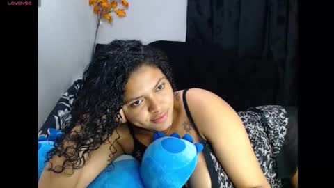 lylii_evans online show from February 10, 12:26 am