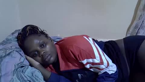 Snapshot of lyn_anna chatting on November 12, 8:26 am lyn_anna online show from November 12, 8:26 am