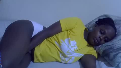 lyn_anna online show from March 13, 3:07 pm