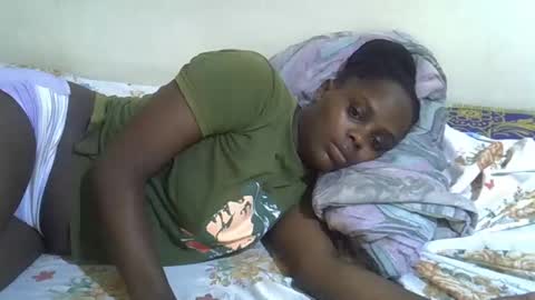 lyn_anna online show from April 19, 12:37 pm