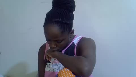 lyn_anna online show from April 22, 6:05 am