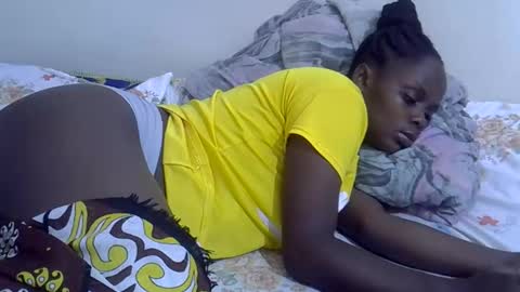 Snapshot of lyn_anna chatting on May 24, 2:11 pm lyn_anna online show from May 24, 2:11 pm