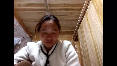 Snapshot of lyn_eva chatting on March 8, 6:06 am lyn_eva online show from March 8, 6:06 am