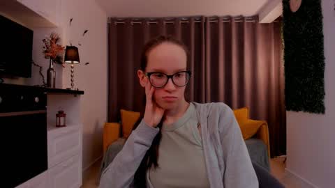 Sara online show from March 2, 10:16 pm