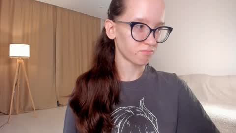 Sara online show from October 17, 4:20 pm