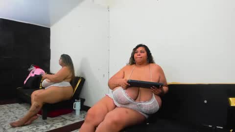 Lynn jonnes online show from April 23, 5:08 am