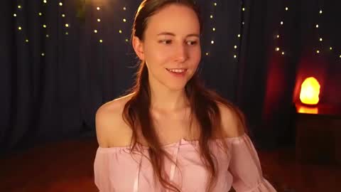 Snapshot of lynn_feline chatting on February 14, 5:14 pm Lynn online show from February 14, 5:14 pm