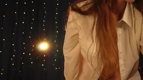 Snapshot of lynn_feline chatting on February 25, 3:16 pm Lynn online show from February 25, 3:16 pm