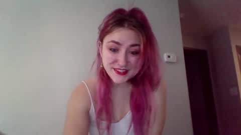 Lynn  online show from January 18, 3:38 pm