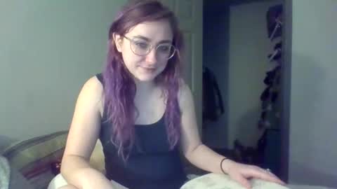 Lynn  online show from February 22, 2:37 pm