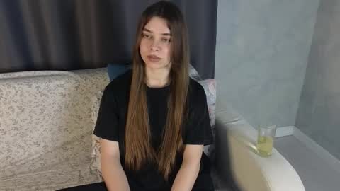 Snapshot of lynnwalker chatting on March 26, 5:29 pm lynnwalker online show from March 26, 5:29 pm