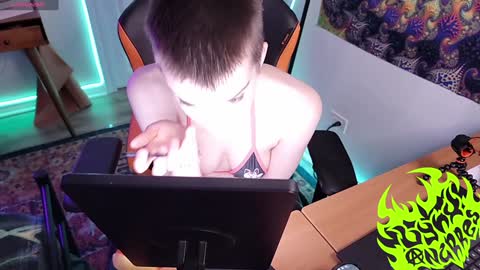 Lynx Anarres online show from December 19, 12:34 am