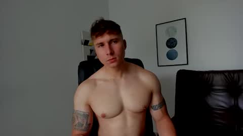 Lyonel online show from April 27, 5:33 pm