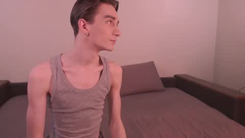 KennyEliot online show from December 1, 6:52 pm