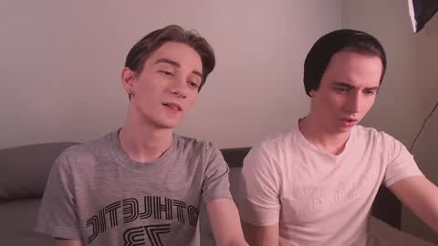 KennyEliot online show from December 18, 6:25 pm