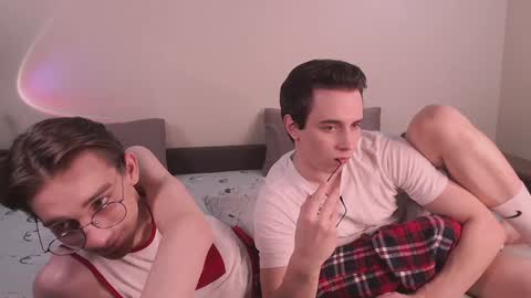 KennyEliot online show from December 27, 7:46 pm