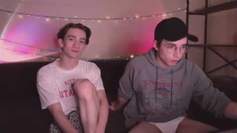 KennyEliot online show from October 18, 6:19 pm