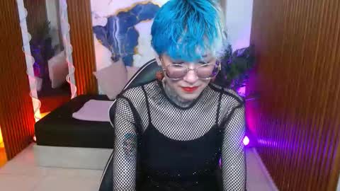 lyra_tay online show from March 7, 7:00 pm