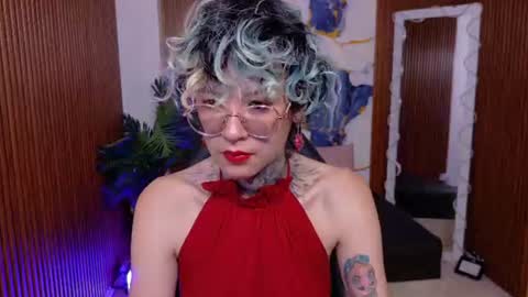 lyra_tay online show from July 19, 1:37 pm